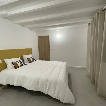 Les De Fiori Di Cala Rossa Villa Lecci