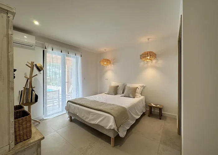 Les De Fiori Di Cala Rossa Villa